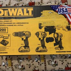 Dewalt Brushles Drill Combo Kit 4 Pc