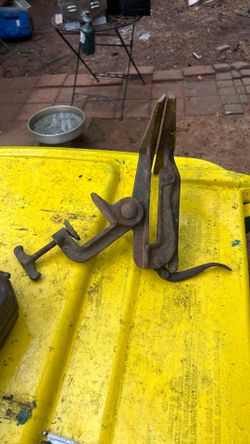 Vintage Hand Saw Sharpening Vise