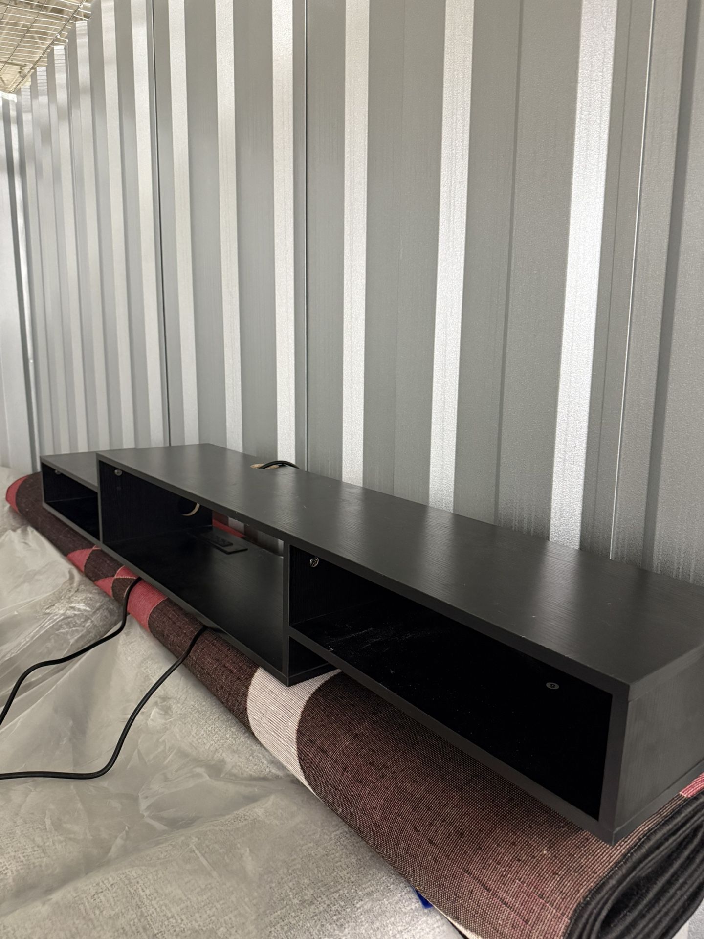 Rolanstar TV Stand with Power Outlet, 71" Floating TV Stand, Wall Mounted Media Console for 43/50 / 55/60 inches TV, Entertainment Storage Shelf for L