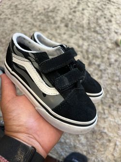 Toddler Size 8 Suede Flames Vans