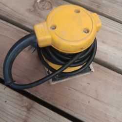 Dewalt DW411 Palm Sander