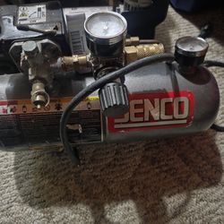 Senco. Portable Air Compressor 
