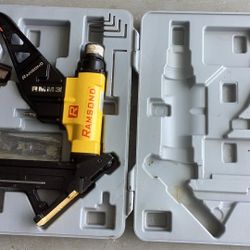 Ramsond Hardwood Floor V Nailer Stapler Tool. RMM3      Includes 1/2 Box (apx 5000) 1/2 Inch X 1 1/2 Inch Staples.