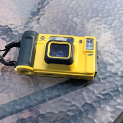 Minolta Wheatermatic Dual 35 Camera 