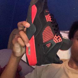 Jordan 4 Real Authentic