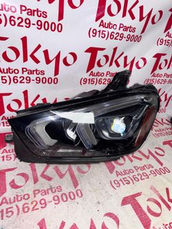 2020-2022 Mercedes Benz  GLE350 GLE450  Left headlight  LED OEM