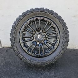 20" FUEL REBEL  w/ 33x12.50R20 TBB tires 
