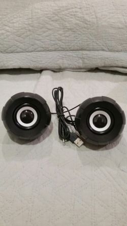 Portable computer speakers 3.5mm jack.