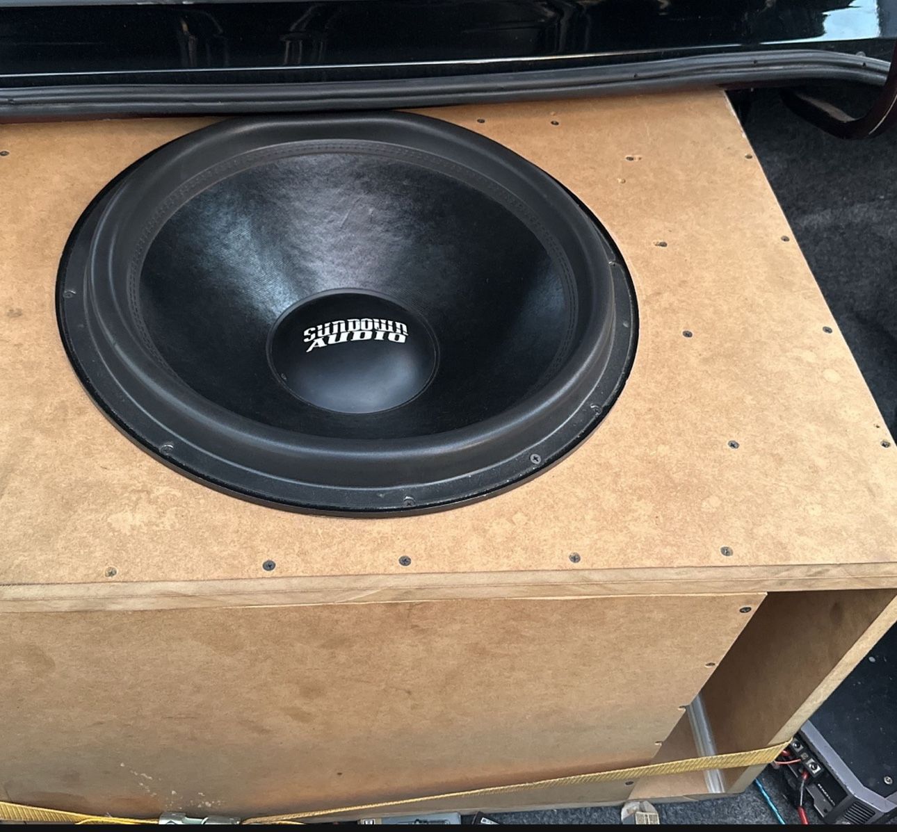 18 Inch Sundown And Amp