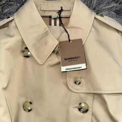 New Authentic Burberry Trench