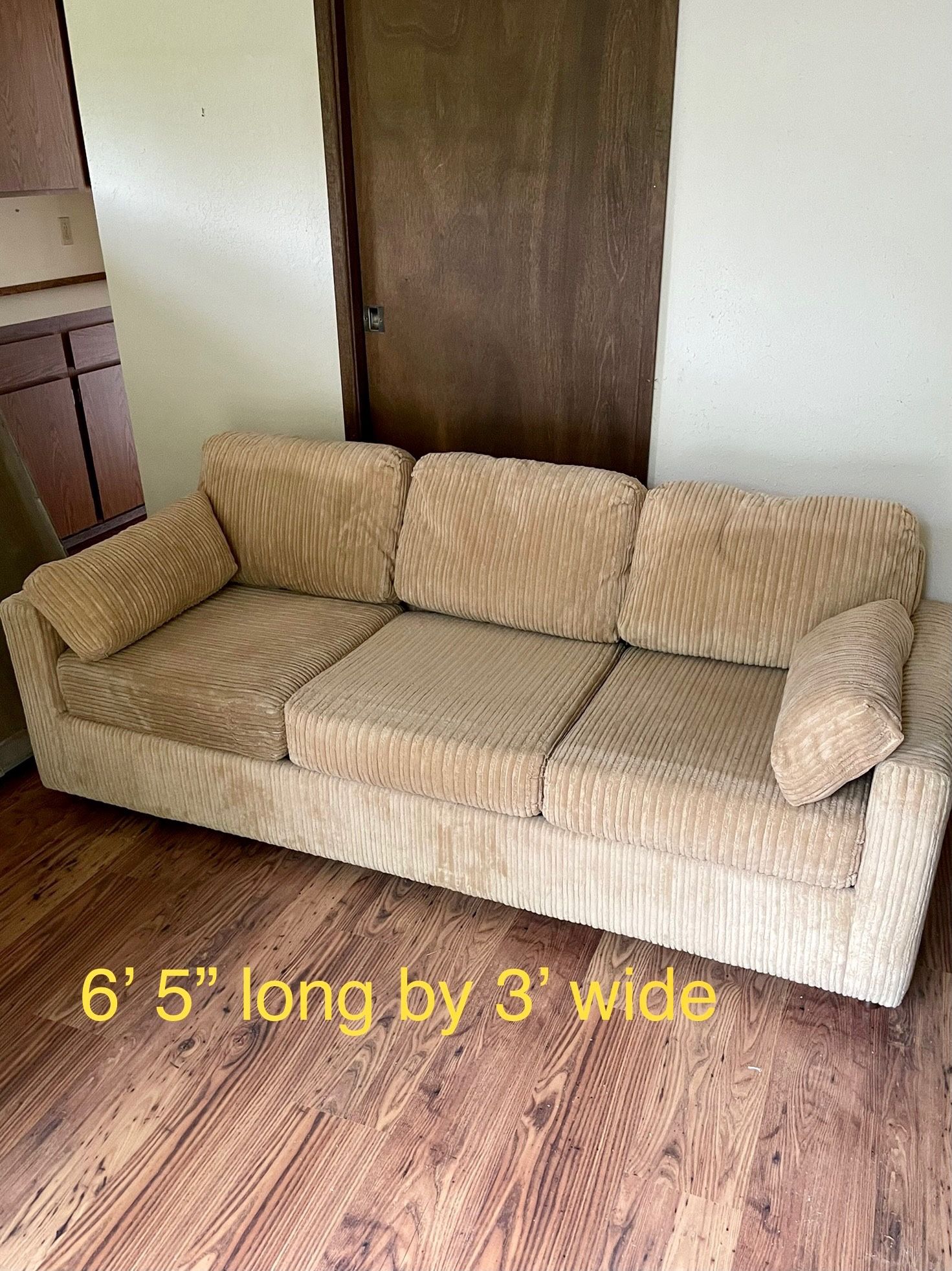 Saturday 9/25:  HUGE Estate  Sale— Furniture/Lots Of Free Stuff