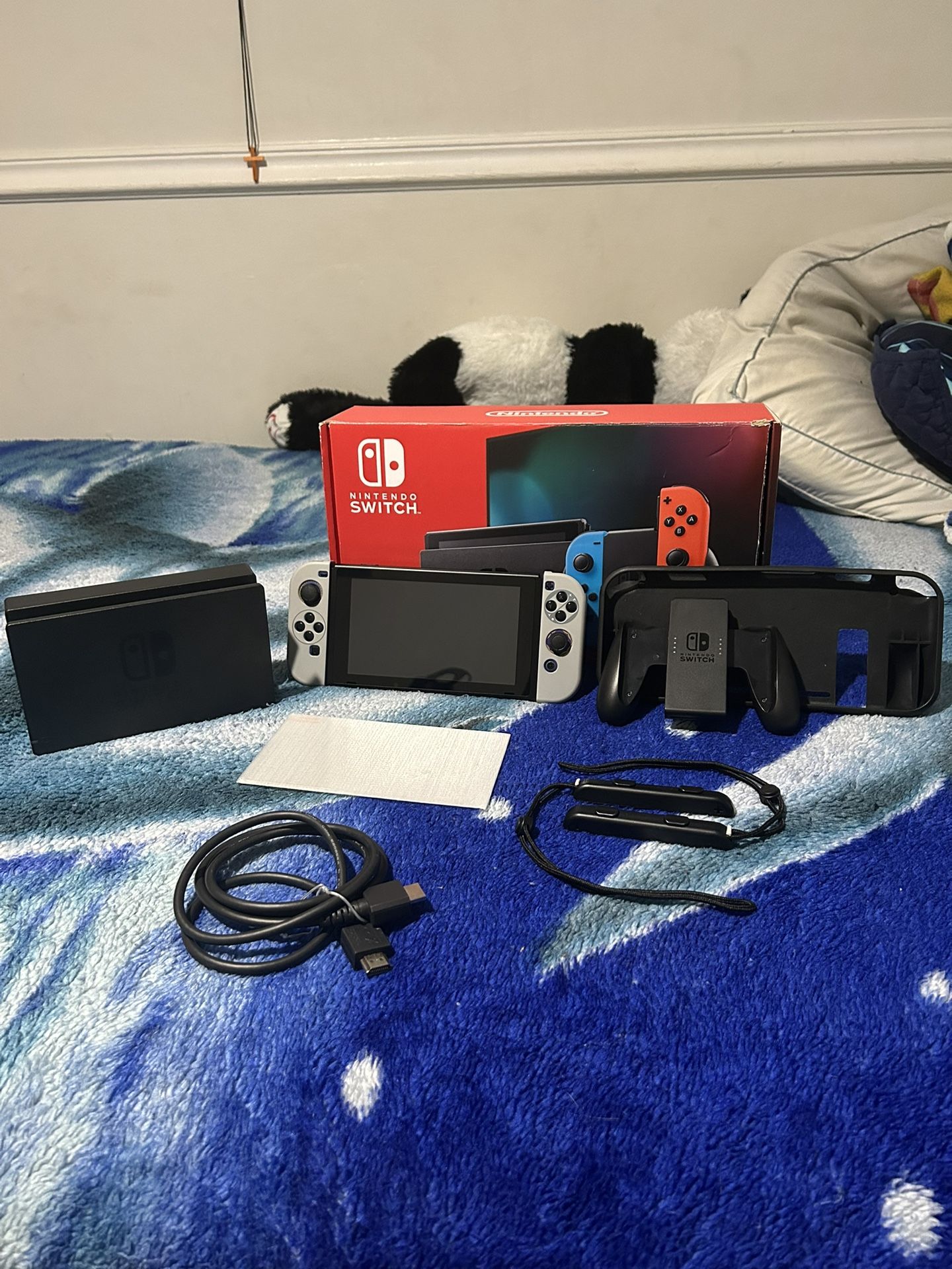 Nintendo Switch With Original Box(everything In Picture Included)