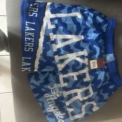 mitchell &ness size 2x lakers shorts 