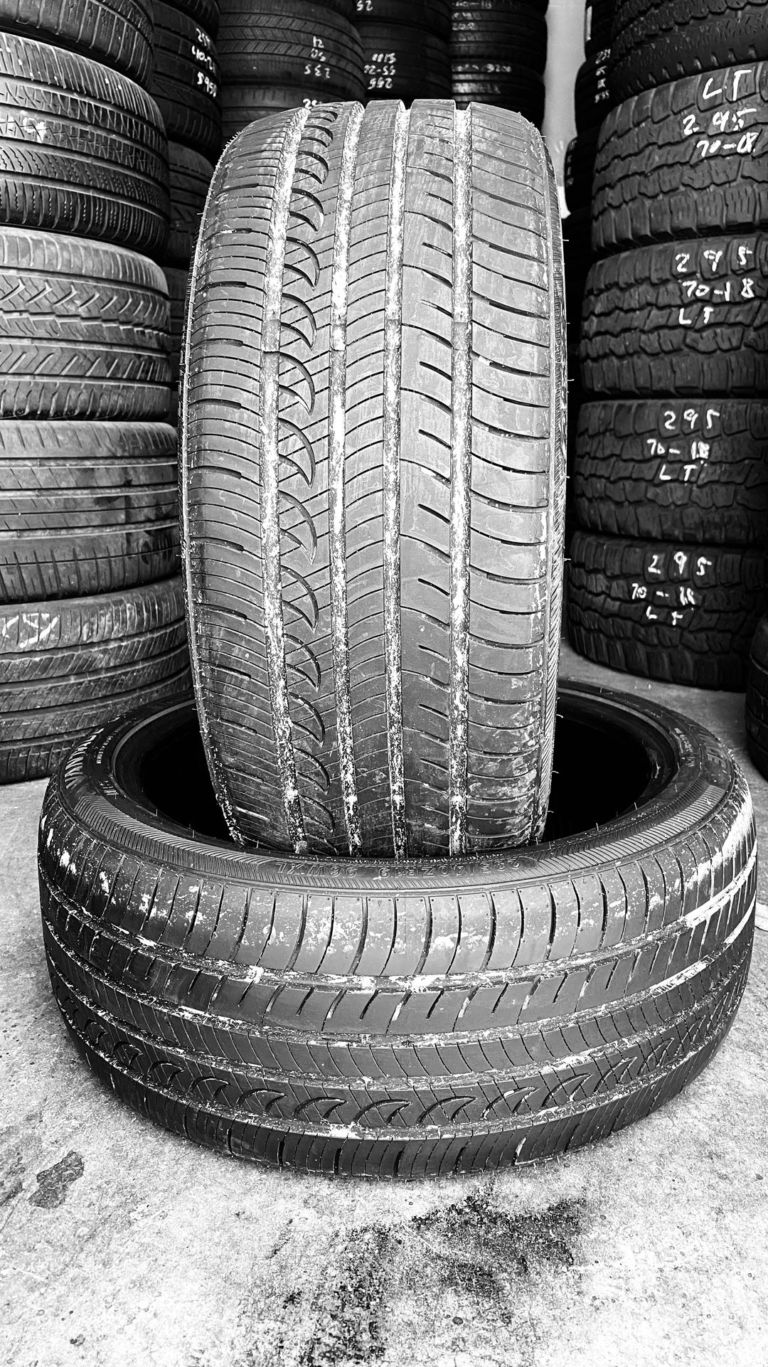 235/40/19 Used 2 Tires