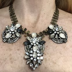 Women’s Gemstone Vintage Necklace (Stunning!!)