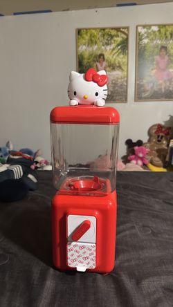 Hello kitty toy vending machine