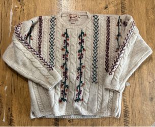 Vintage Woolrich Embroidered Cable Knit Sweater – Women’s Medium – Cottage Floral