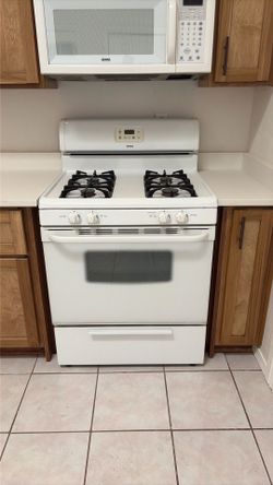Gas stove