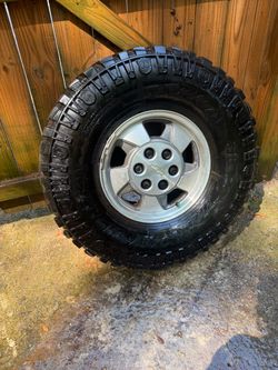 Set of 4 - Chevy Mud Terrain Tire on OEM Wheel