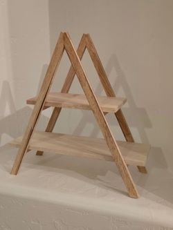Tiered shelf