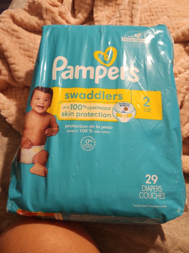 Pampers Swaddlers Size 2 Has 29 Diapers Brand New Asking 8