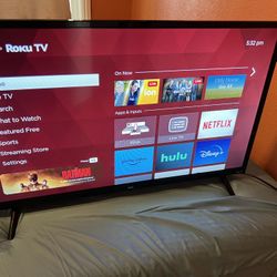 32’ TCL Roku 4K Smart TV