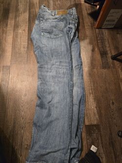 Mens Pants **SEE PICS FOR THE SIZES