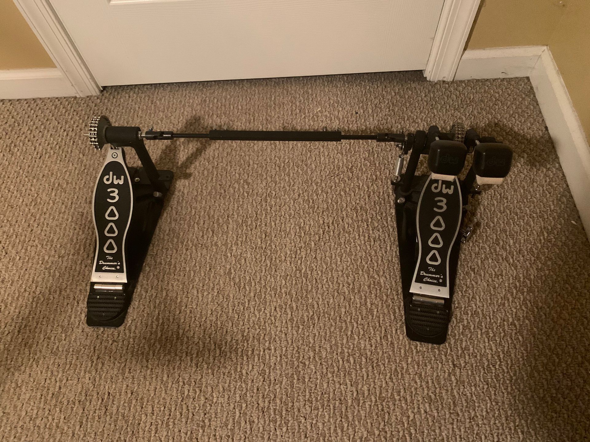DW 3000 Double Bass Pedal
