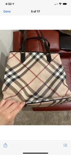 Burberry purse