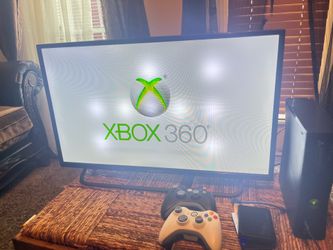 Xbox 360 Slim RGH w/Tv and 2 Controllers