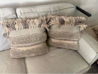 Throw Pillows