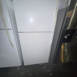 Kenmore Refrigerator 28"Width 