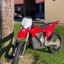 2021 Stark future Mx1