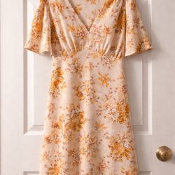 SHEIN Floral Flutter Sleeve Dress – Size S (Fits S/M)