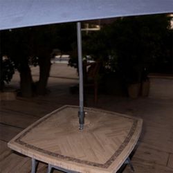 Patio set umbrella, chairs+ table