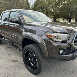 2017 Toyota Tacoma