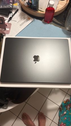 Apple MacBook Pro M4 Max