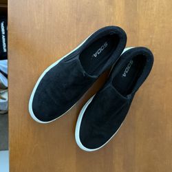 Women's Black Casual shoes
