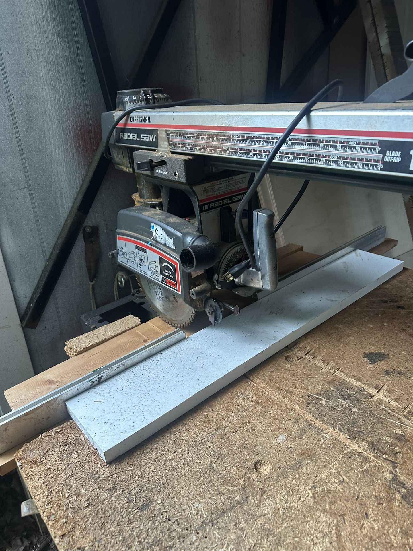 Radial Arm Saw