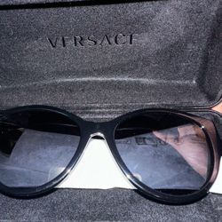 Brand New Woman’s Versace Sunglasses 