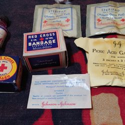 Boys Scouts Johnson and Johnson vintage first aid supplies