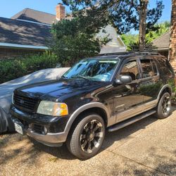 2004 Ford Explorer