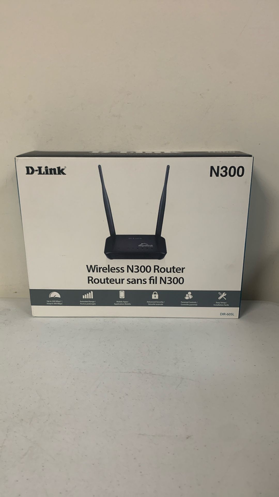 D- Link Wireless N300 Router Dir-605 L