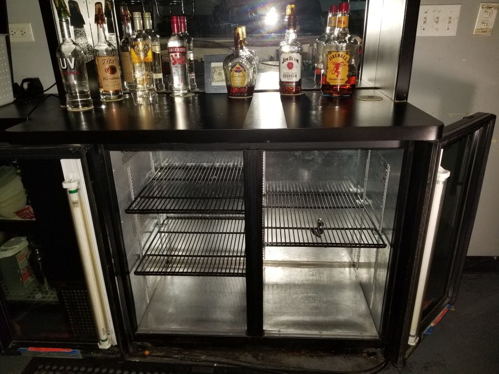 Bottle Coolers - True Manufacturing Co.