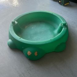 Turtle Pool, Sand Box For free