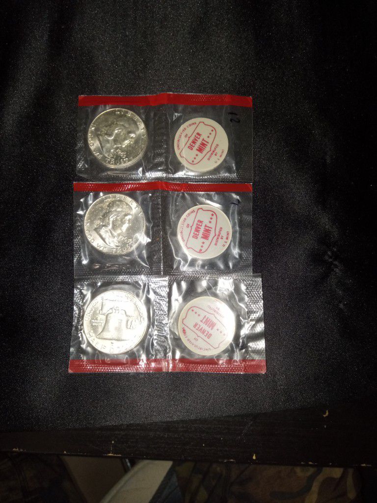 (3.)  Half dollar silver Coíns  1963 Denver 