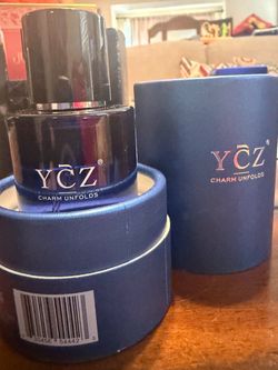 YCZ Charm Unfolds Fragrance with Box
