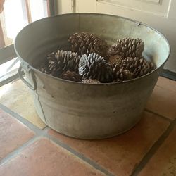 Galvanized Large Bucket.  Antique 
