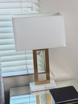 Modern White and Gold Table Lamp
