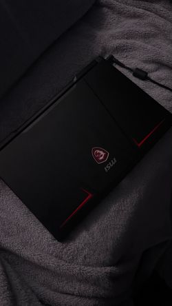 MSI Laptop GTX 1070, i5 7th Gen, 8gb DDR4 RAM